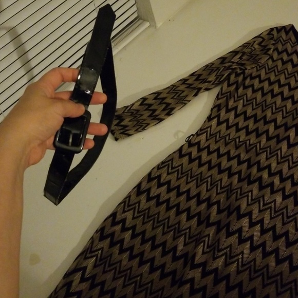 💚Gold and Black dress - Picture 4 of 8